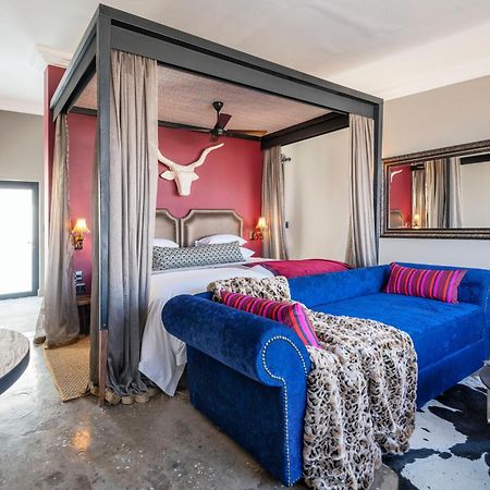 Etosha King Nehale Villa Omuthiya Exteriör bild